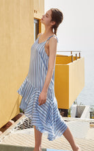 Load image into Gallery viewer, Irregular Fishtail Hem Straps Beach Dress