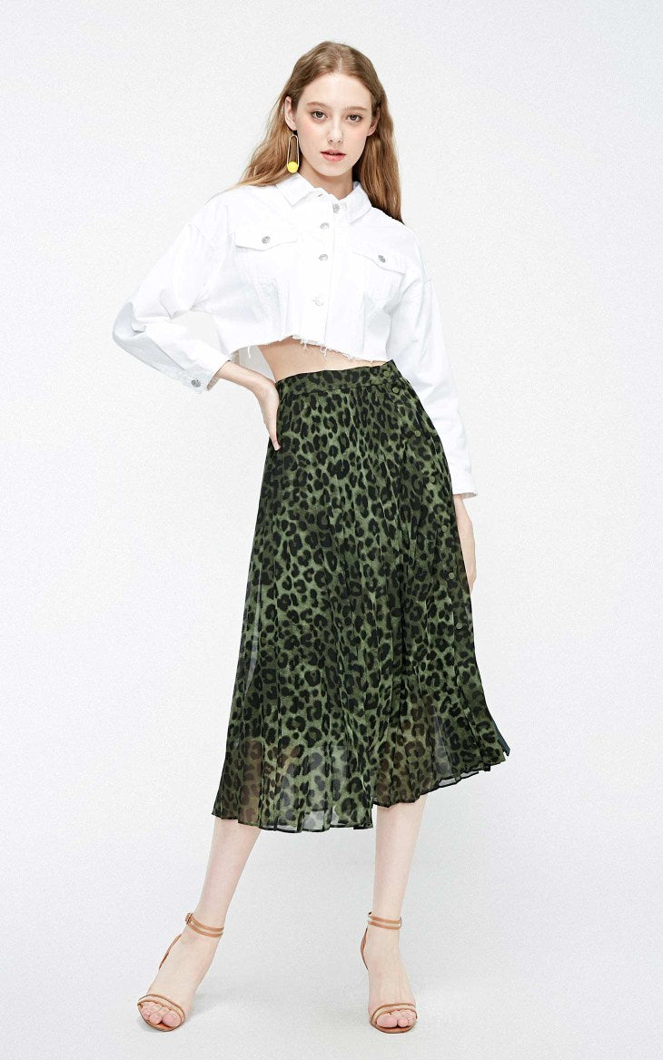 Leopard Print Pleated Skirt